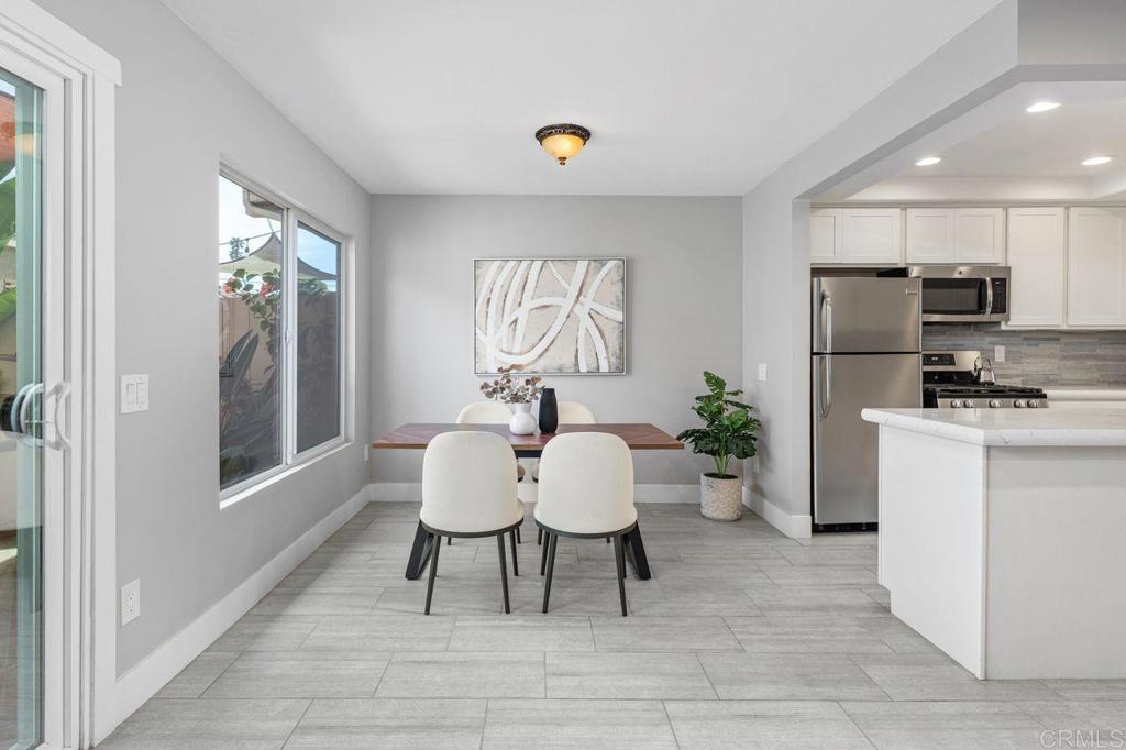 1774 Edgefield Lane Encinitas, CA 92024 - Photo 7 of 49