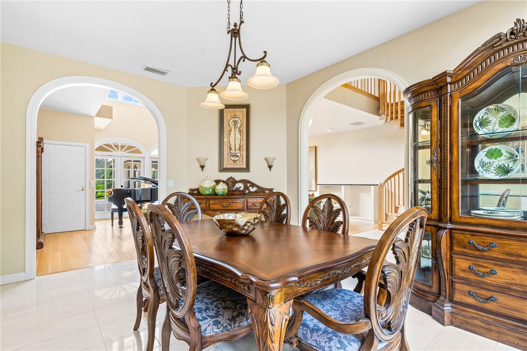 740 Lagoon Road Vero Beach, FL 32963 - Photo 7 of 36 Gallery Image 7