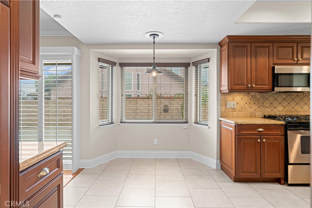 9522 Orange Street Rancho Cucamonga, CA 91737 - Photo 10 of 39