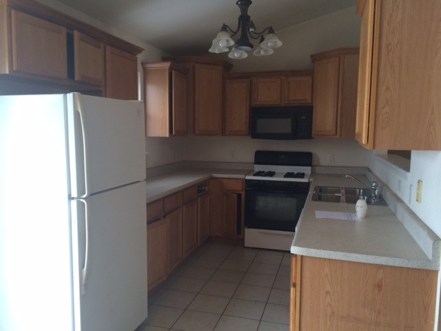 1255 Penny Lane DeKalb, IL 60115 - Photo 5 of 14