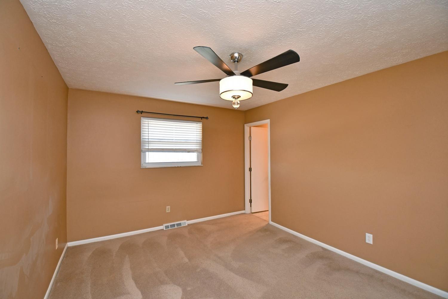 2946 Kleeman Road Cincinnati, OH 45211 - Photo 14 of 50 Gallery Image 14