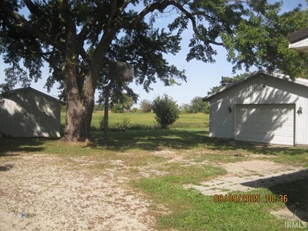 9814 South 200 West Keystone, IN 46759 - Photo 7 of 11
