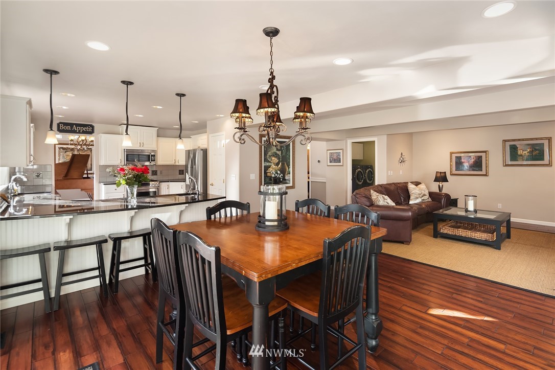 1420 241st Street Southeast Bothell, WA 98021 - Photo 11 of 24