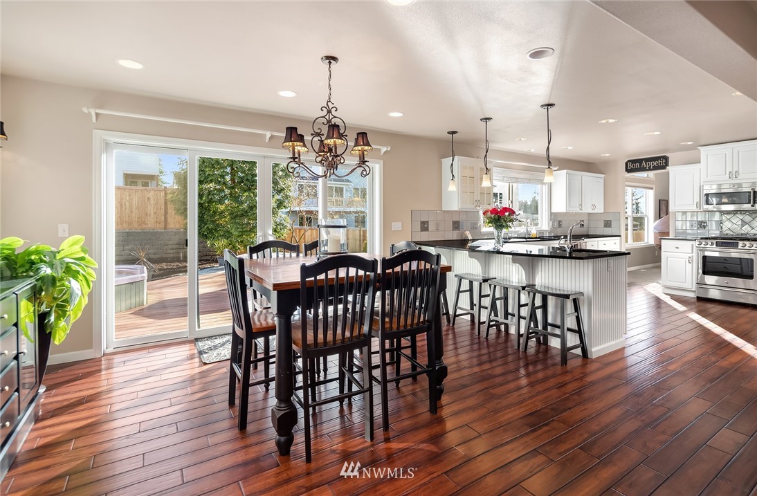 1420 241st Street Southeast Bothell, WA 98021 - Photo 10 of 24