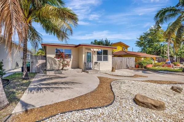 $629,000 | 45 Southeast 14th Street, Dania Beach, FL 33004