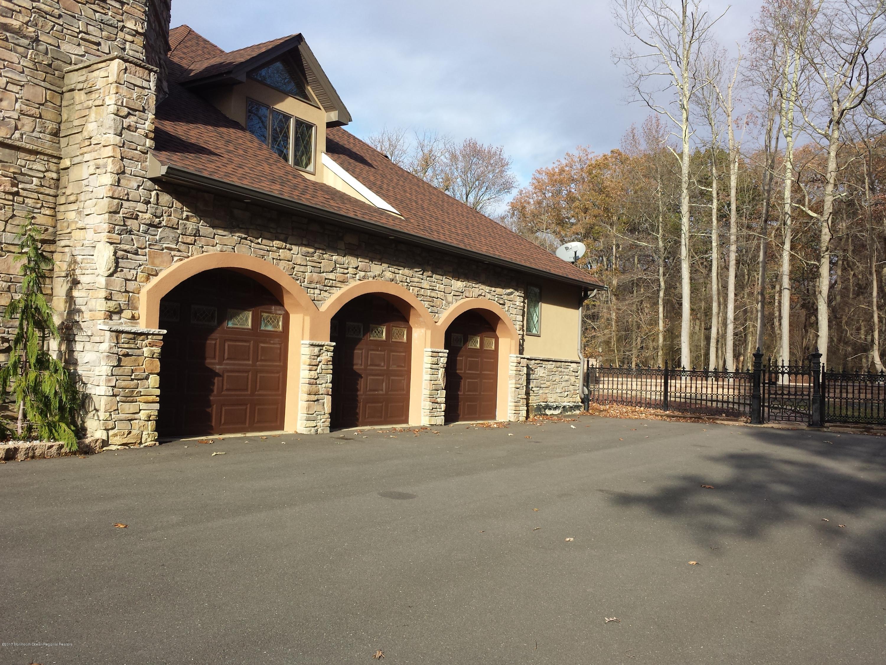28 Spring Road Millstone Township, NJ 08510 - Photo 9 of 9 20171115_141528