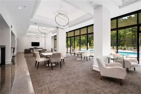 $1,085,000 | 2660 Peachtree Road Northwest, Unit 13F, Atlanta, GA 30305