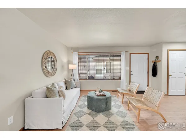 $179,900 | 1325 Darrell Road, Evans, CO 80620