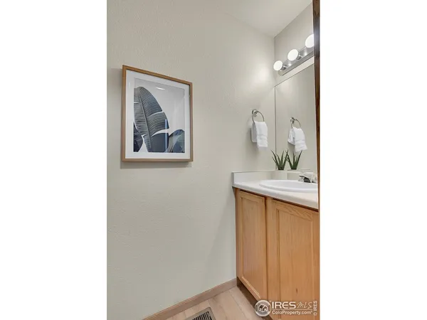 $179,900 | 1325 Darrell Road, Evans, CO 80620