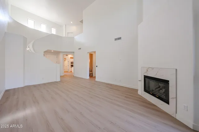 $3,995 | 15240 North Clubgate Drive, Unit 177, Scottsdale, AZ 85254