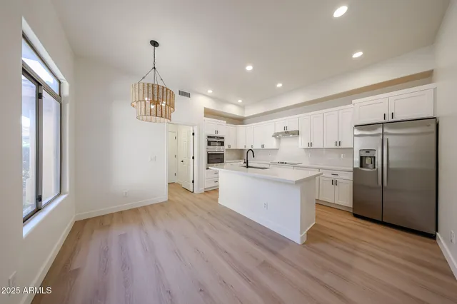 $3,995 | 15240 North Clubgate Drive, Unit 177, Scottsdale, AZ 85254