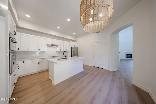 $3,995 | 15240 North Clubgate Drive, Unit 177, Scottsdale, AZ 85254