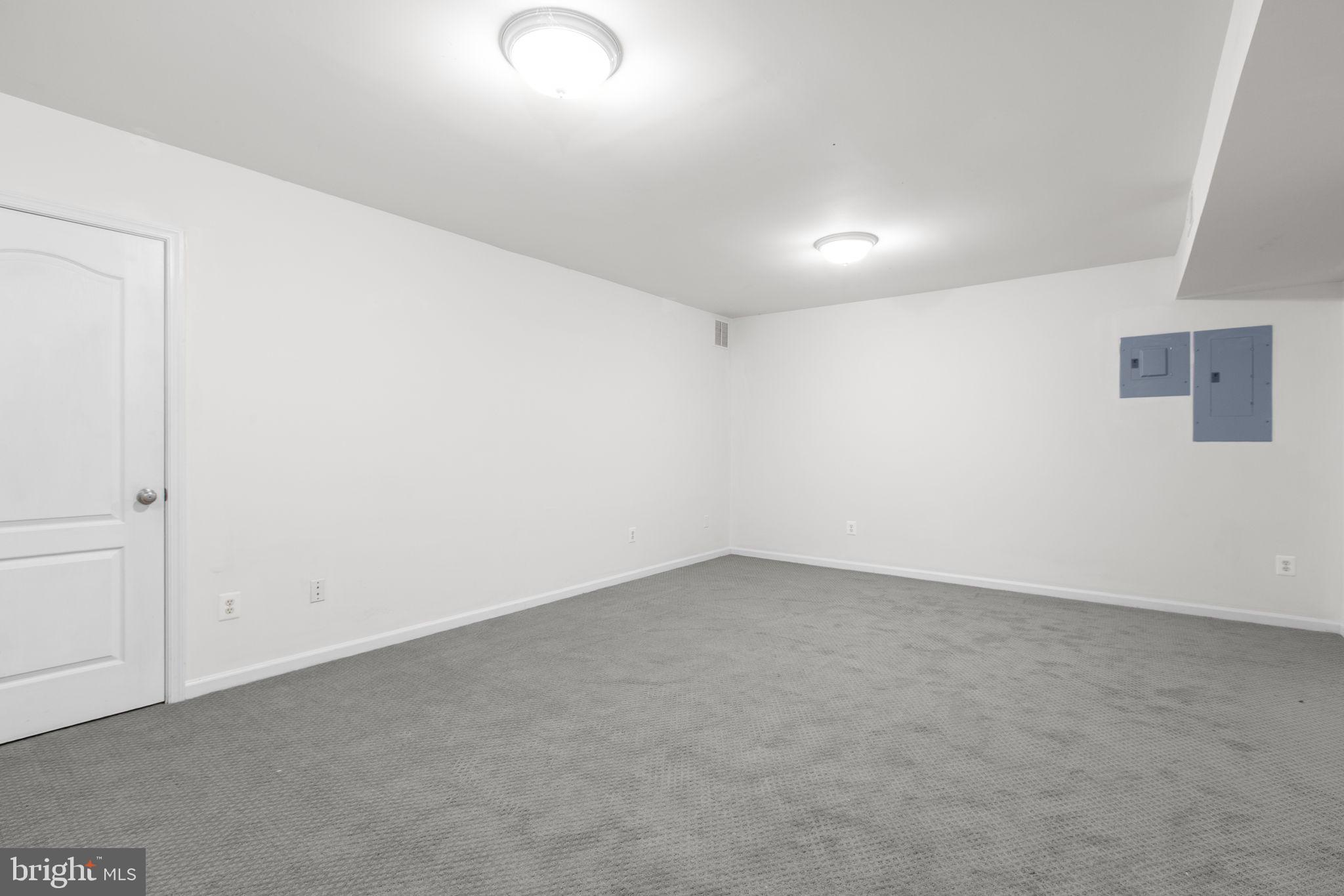 53 Bloomington Lane Stafford, VA 22554 - Photo 34 of 60 an empty room with an entryway