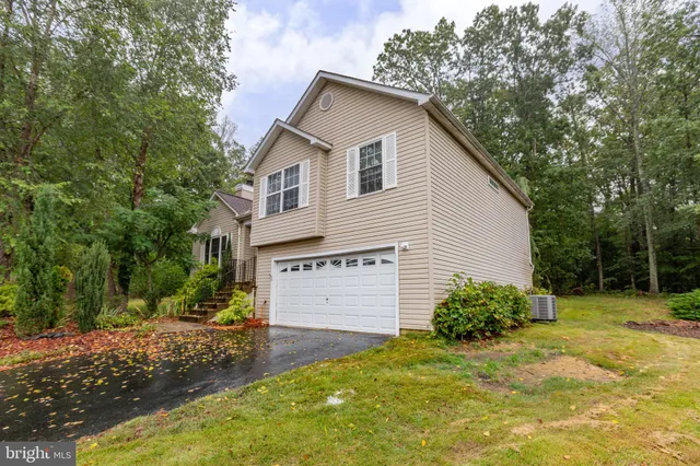 $2,900 | 53 Bloomington Lane, Stafford, VA 22554
