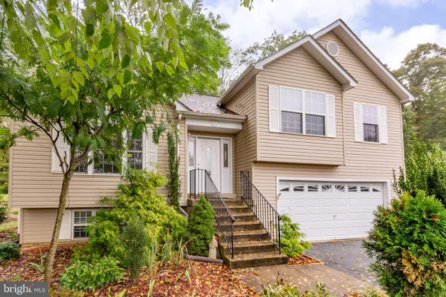 $2,900 | 53 Bloomington Lane, Stafford, VA 22554