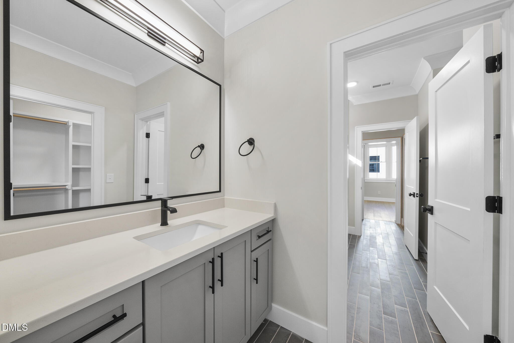 1003 Canterbury Road Raleigh, NC 27607 - Photo 31 of 45 DSC04003