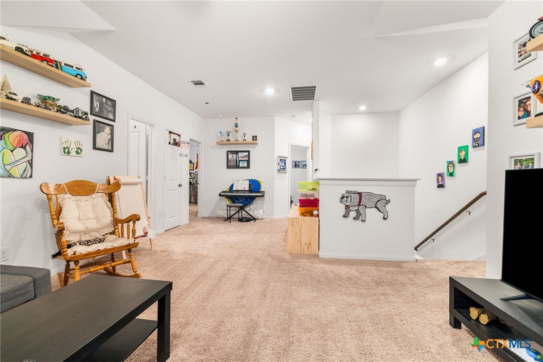 9058 Bowie Ridge Seguin, TX 78155 - Photo 8 of 20 Gameroom