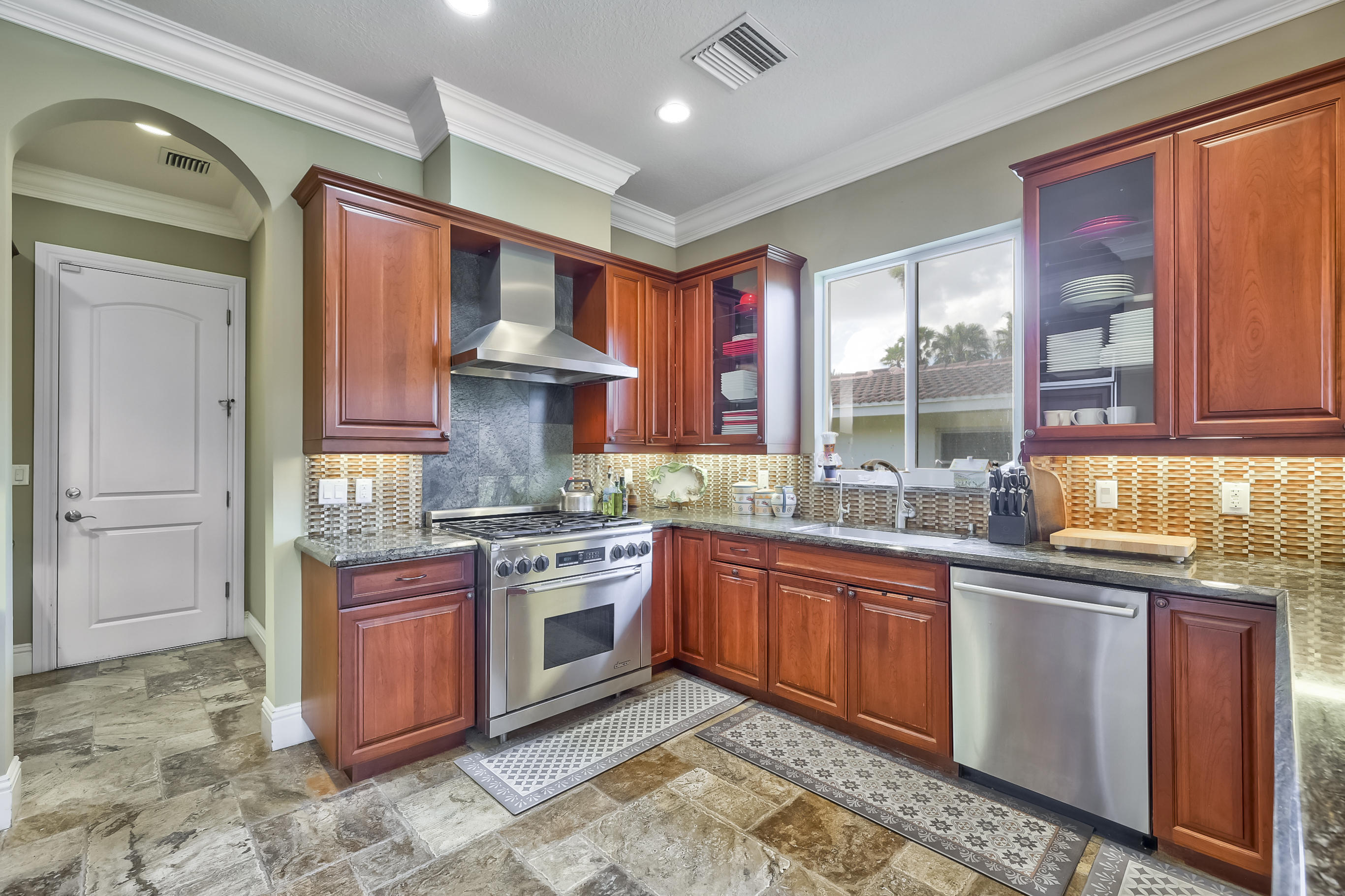 3411 Barton Road Pompano Beach, FL 33062 - Photo 14 of 59 26_5z3a7881_2_3_4_5