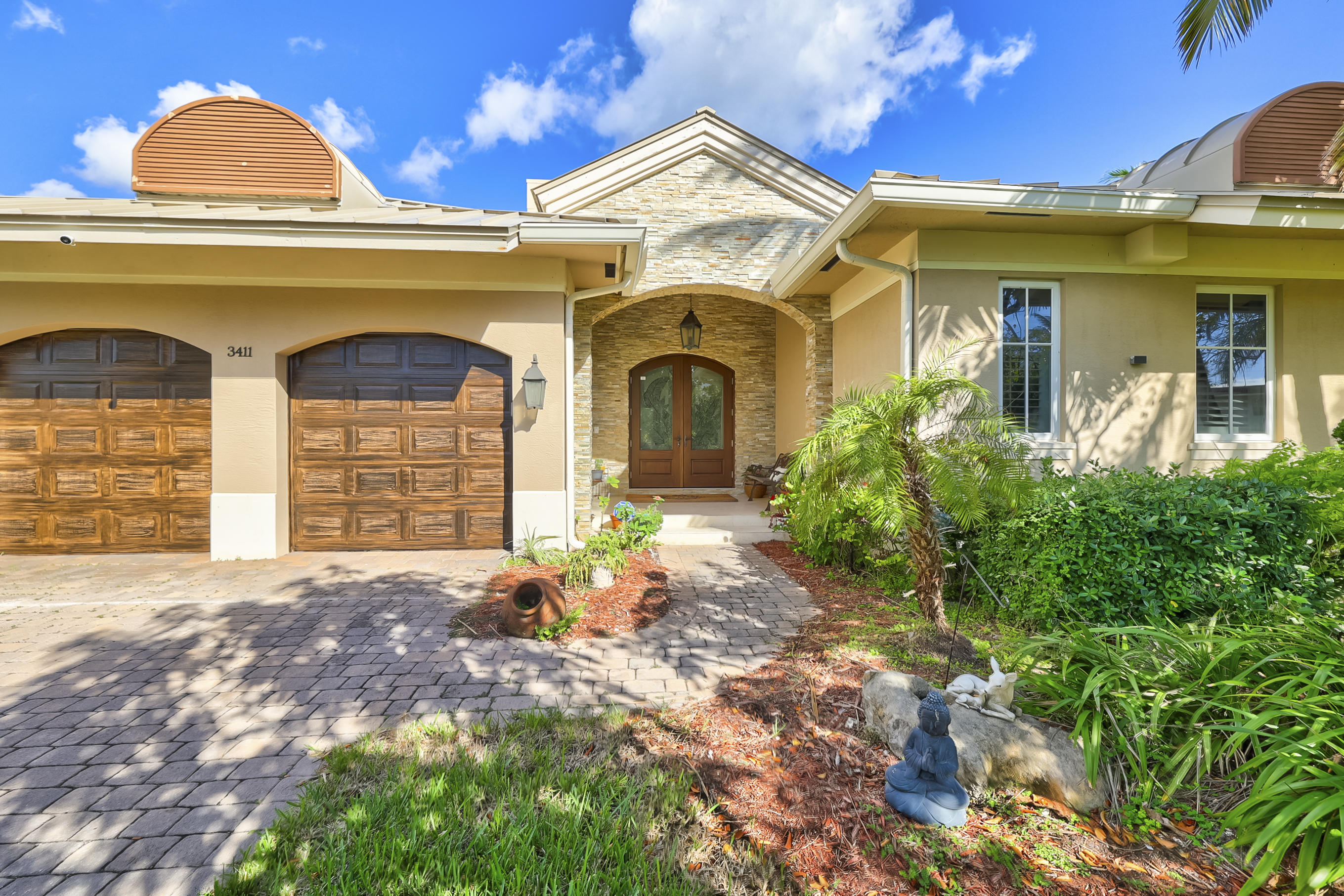 3411 Barton Road Pompano Beach, FL 33062 - Photo 4 of 59 04_5z3a7570_1_2_3_4