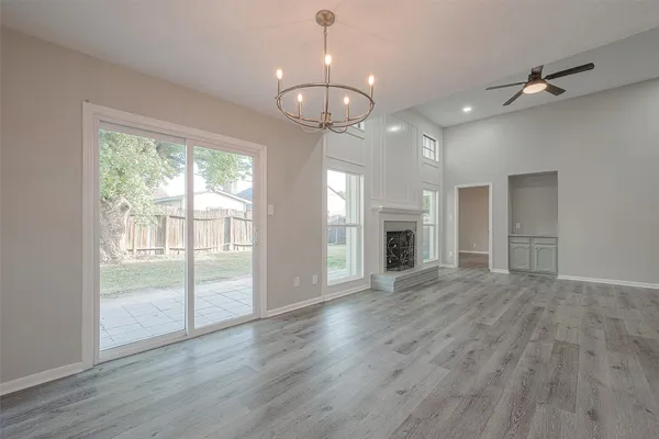 $2,050 | 15638 Schumann Lane, Houston, TX 77083