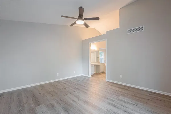 $2,100 | 15638 Schumann Lane, Houston, TX 77083