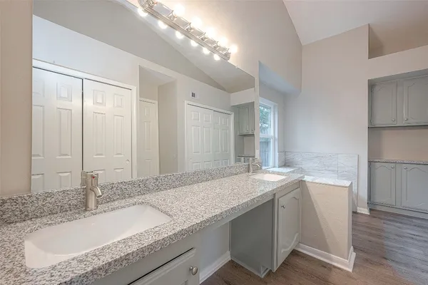 $2,100 | 15638 Schumann Lane, Houston, TX 77083