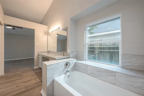 $2,100 | 15638 Schumann Lane, Houston, TX 77083