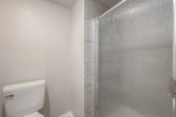 $2,050 | 15638 Schumann Lane, Houston, TX 77083