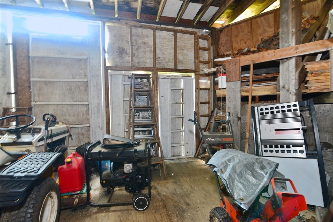 1023 Old Stafford Road Tiverton, RI 02878 - Photo 14 of 23