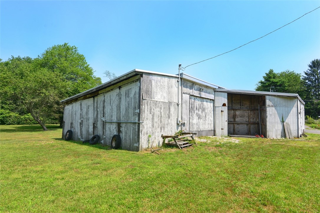 1023 Old Stafford Road Tiverton, RI 02878 - Photo 18 of 23