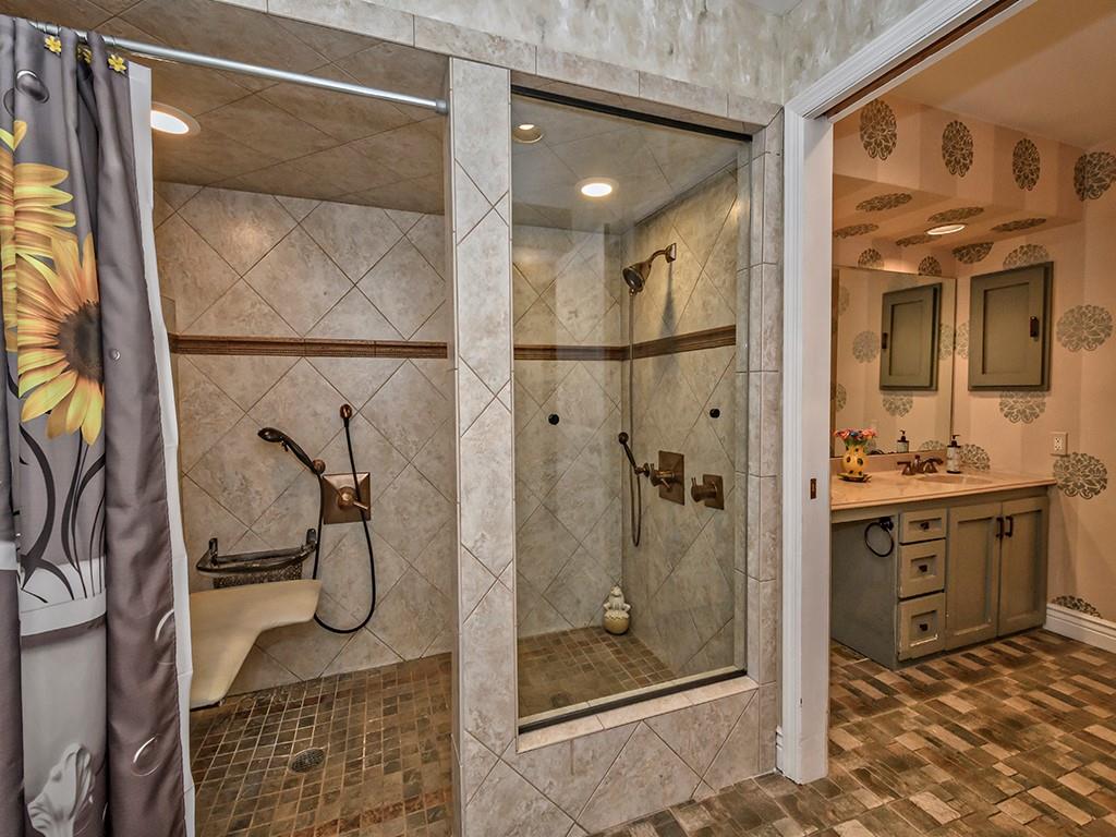 936 Field Club Road Pittsburgh, PA 15238 - Photo 17 of 25 Owner's suite bathroom with handicapped accessible shower