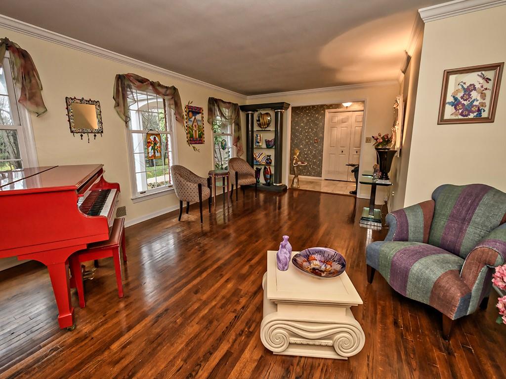 936 Field Club Road Pittsburgh, PA 15238 - Photo 4 of 25 Wonderful Living room with hardwood floors and wonderful natural light