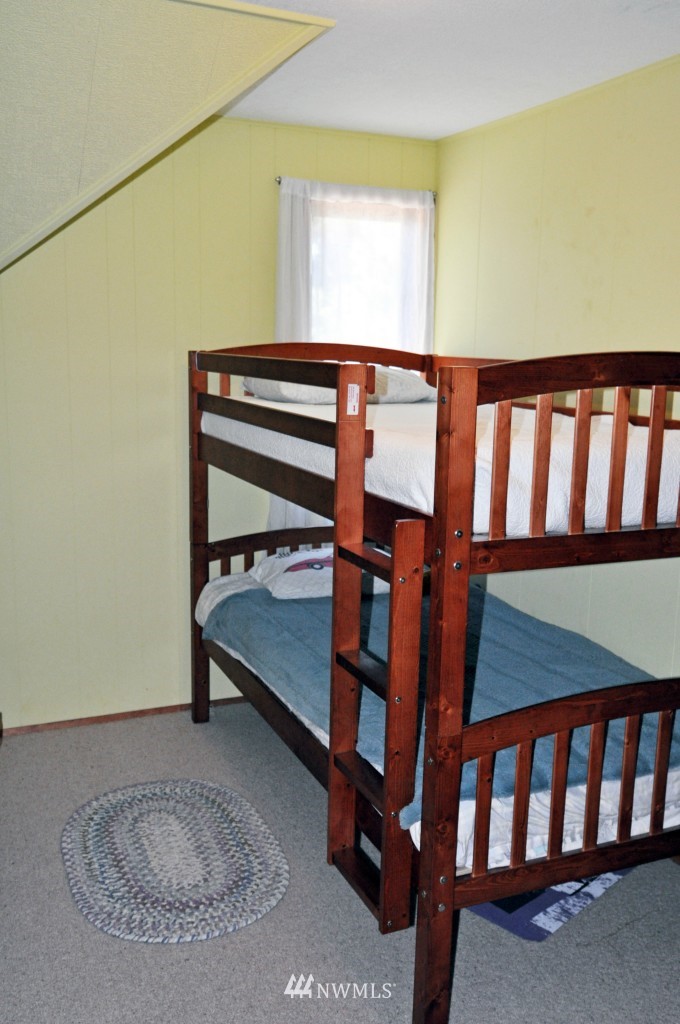 902 Elliott Road Lopez Island, WA 98261 - Photo 14 of 17