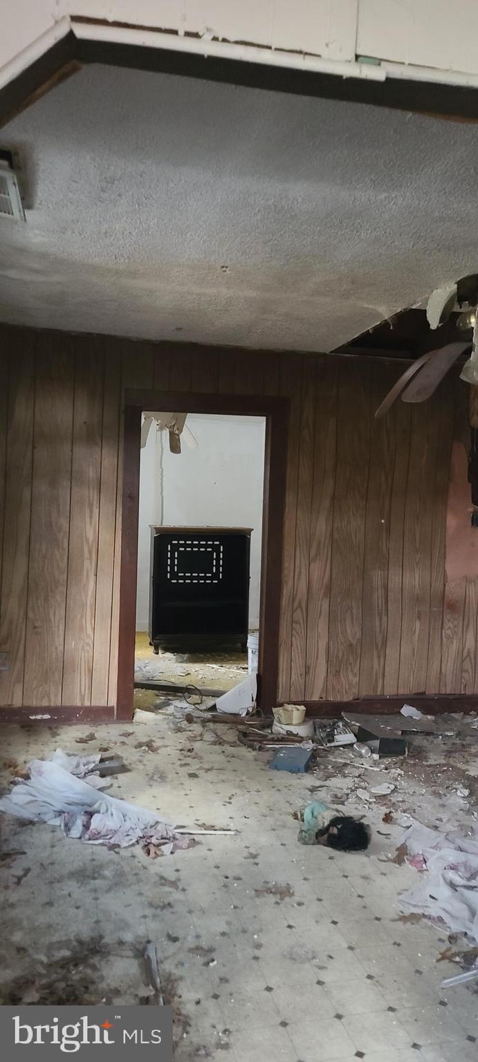 922 Skipjack Road Kinsale, VA 22488 - Photo 16 of 34 interior of existing structure