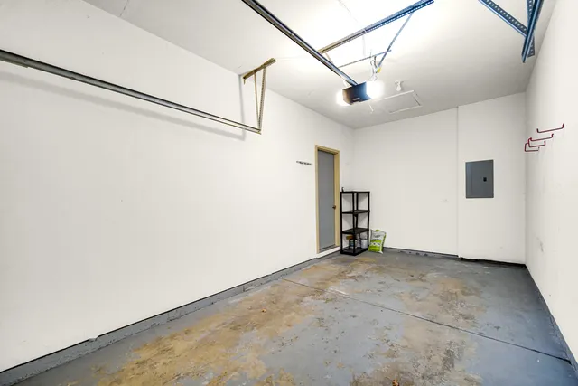 $2,400 | 16623 Natoma Drive, Unit 16623, Lockport, IL 60441