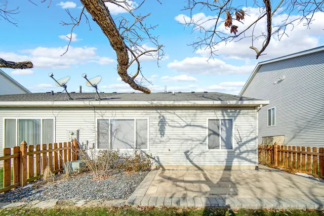 $2,400 | 16623 Natoma Drive, Unit 16623, Lockport, IL 60441