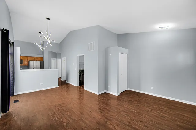 $2,400 | 16623 Natoma Drive, Unit 16623, Lockport, IL 60441