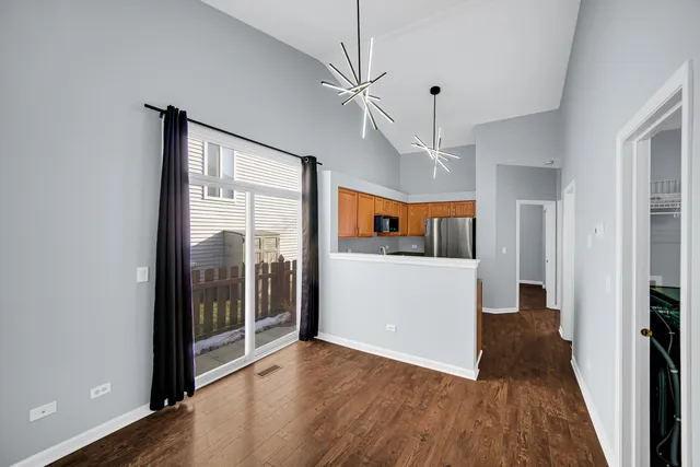 $2,400 | 16623 Natoma Drive, Unit 16623, Lockport, IL 60441