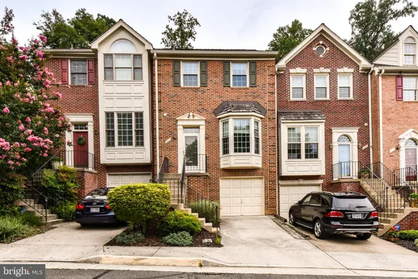 $3,800 | 6006 Kelsey Court, Falls Church, VA 22044