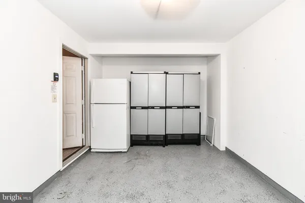 $3,800 | 6006 Kelsey Court, Falls Church, VA 22044
