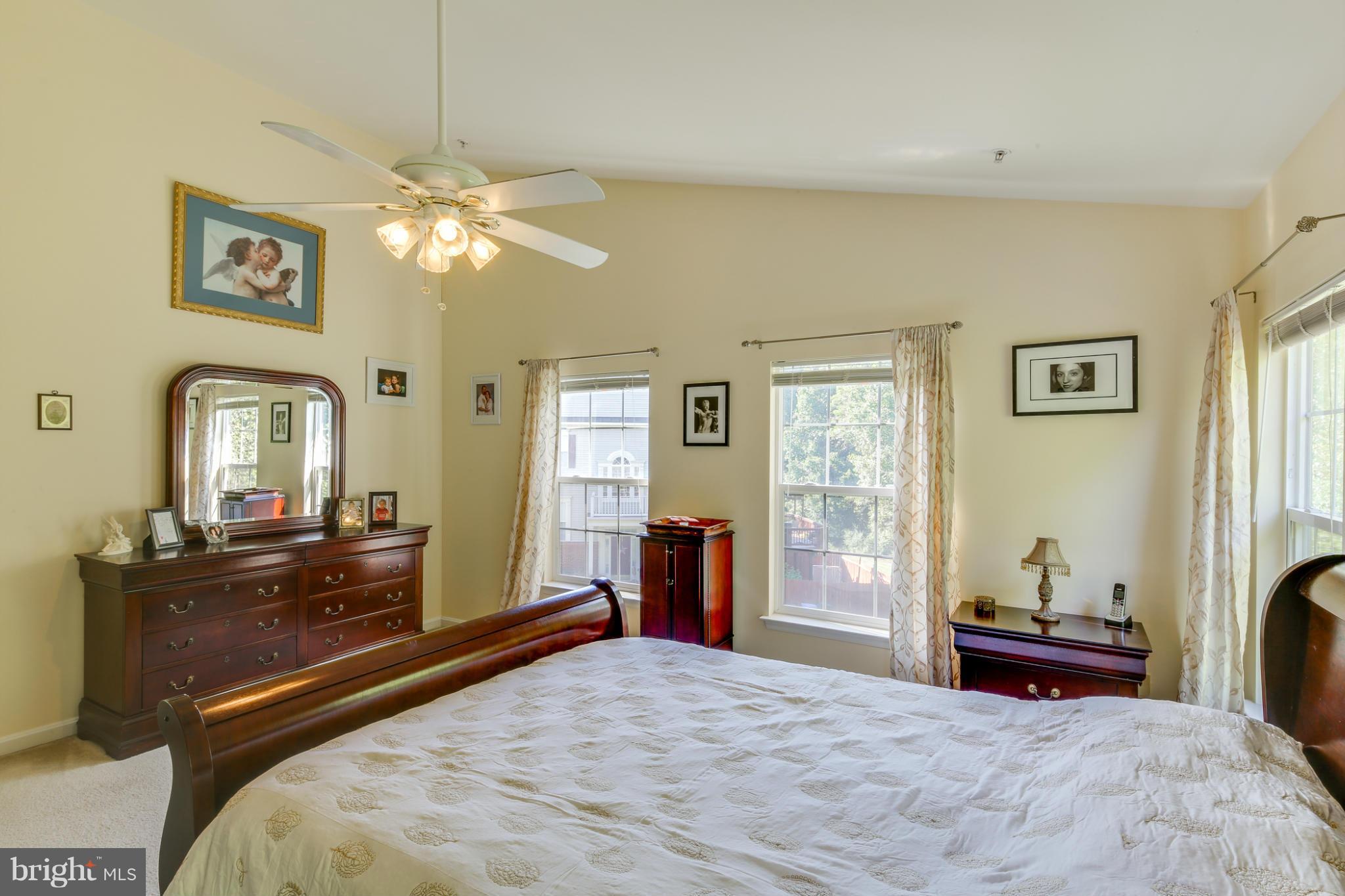18816 Broken Oak Road Boyds, MD 20841 - Photo 15 of 26 Bedroom (Master)