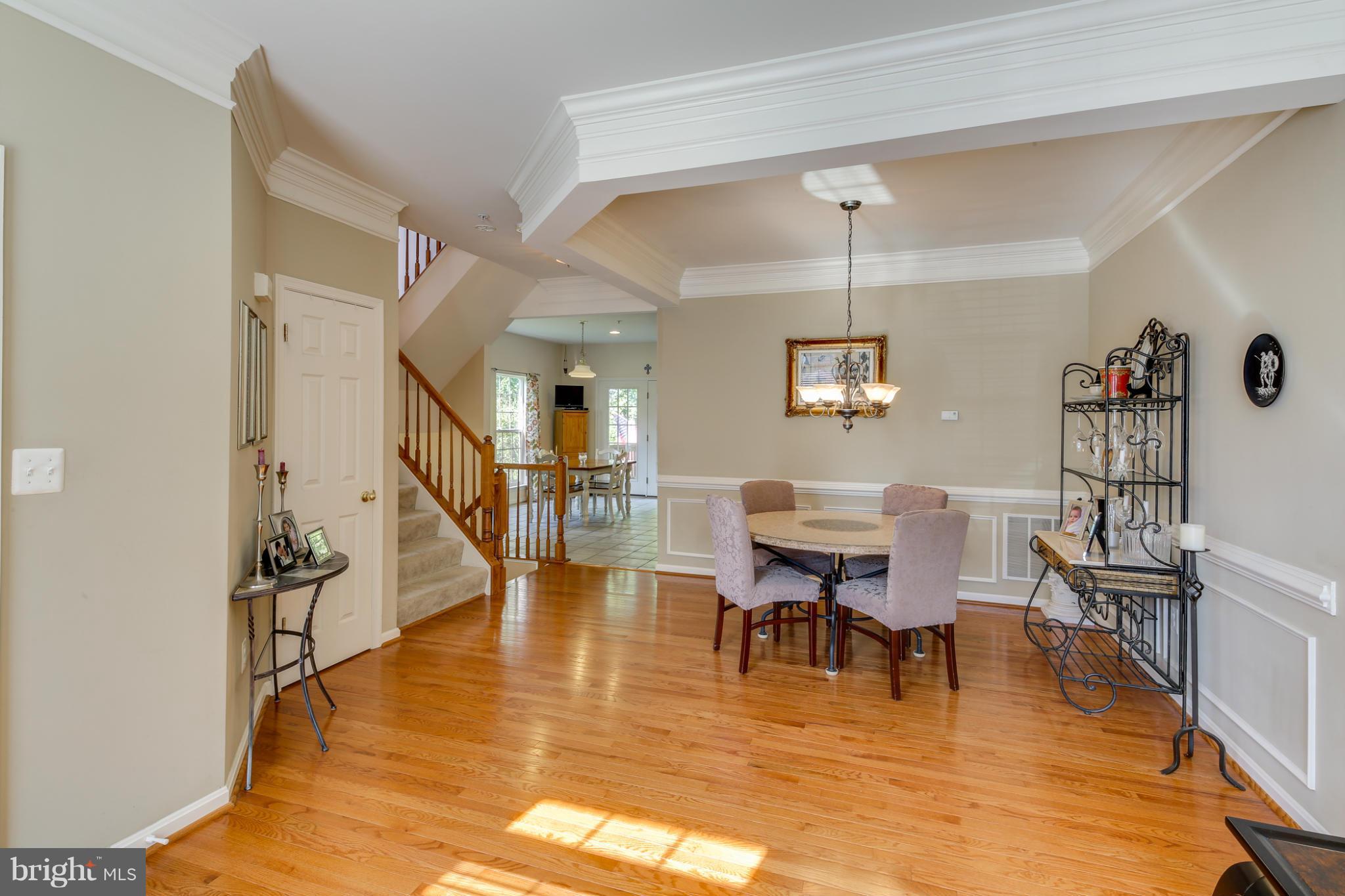 18816 Broken Oak Road Boyds, MD 20841 - Photo 6 of 26 Living Room