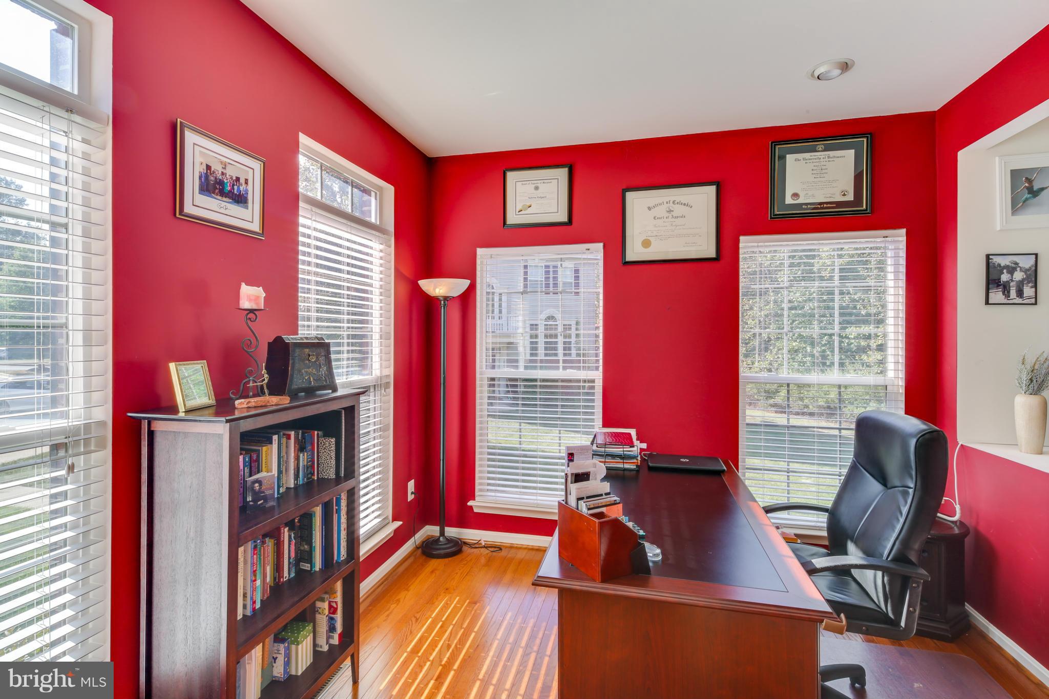 18816 Broken Oak Road Boyds, MD 20841 - Photo 8 of 26 Office / Den