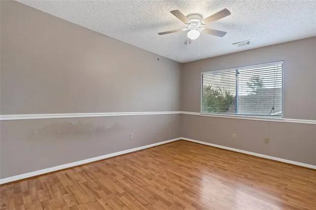 $2,000 | 4622 Sunshine Drive, Sugar Land, TX 77479