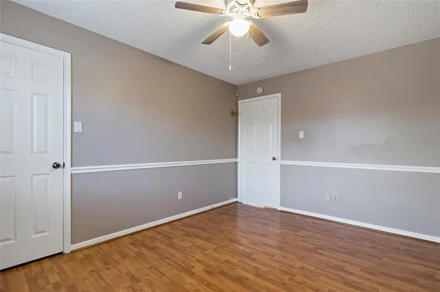 $2,000 | 4622 Sunshine Drive, Sugar Land, TX 77479