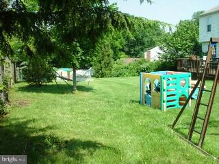 412 Pine Creek Road Exton, PA 19341 - Photo 3 of 6 Gallery Image 3