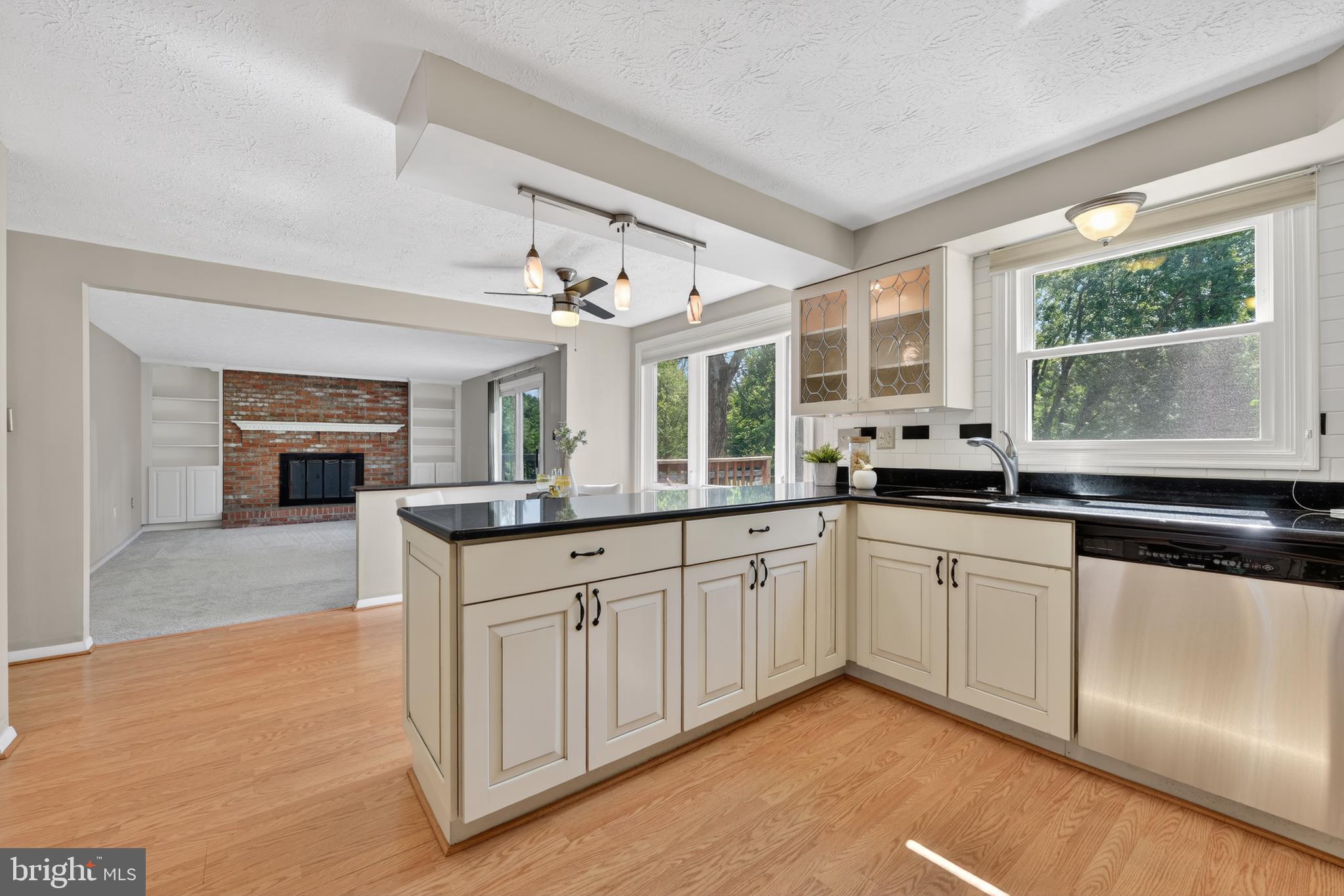 1108 Riva Ridge Drive Great Falls, VA 22066 - Photo 14 of 33