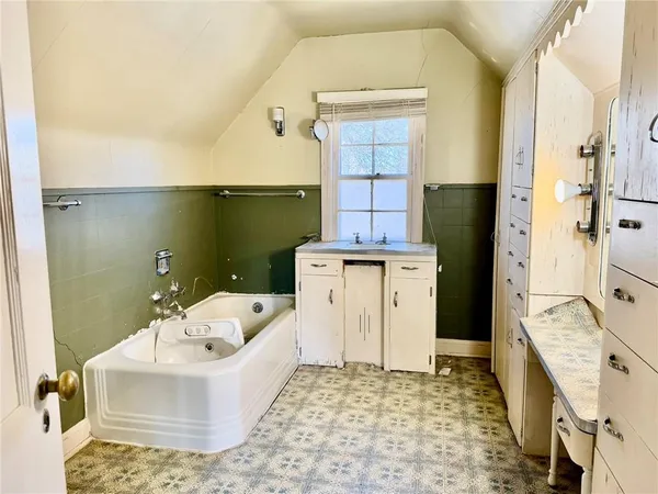 $235,000 | 924 West 3rd, Maryville, MO 64468