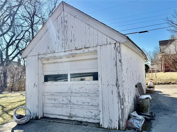 $235,000 | 924 West 3rd, Maryville, MO 64468
