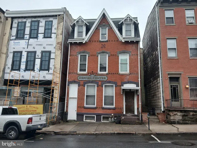 $169,900 | 315 West Market Street, Pottsville, PA 17901